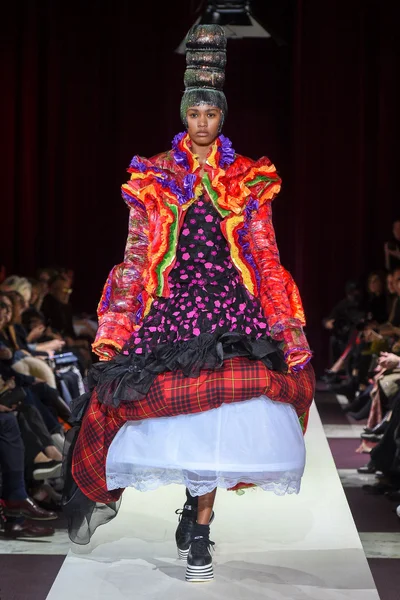 Look 9